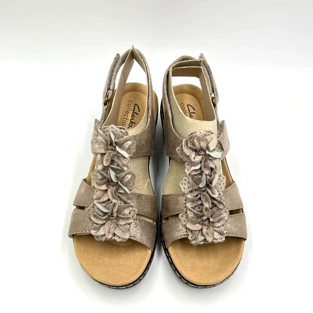 Clarks Size 6.5 Metallic Taupe Bronze‎ Floral T-Strap Wedge Sandals Shoes